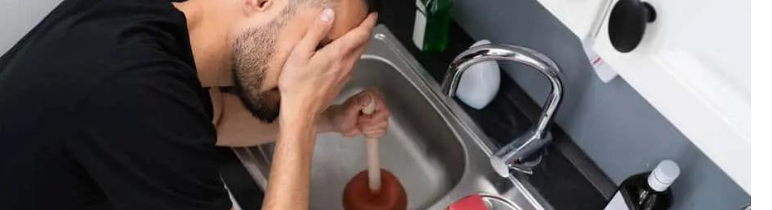Serviço de Desentupimento com Garantia 24 HORAS